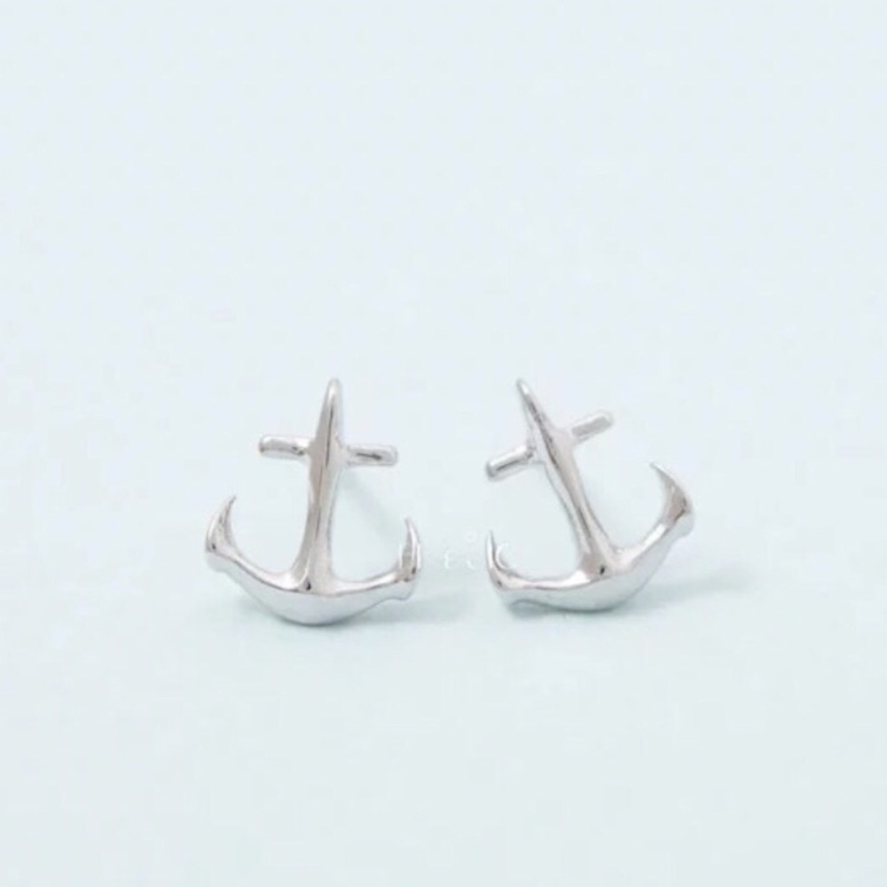 Anchor earrings